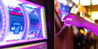 nagamas hk mobile app displaying Dadu Online table selection with Teen Patti and Andar Bahar games, limit filters, and dealer information